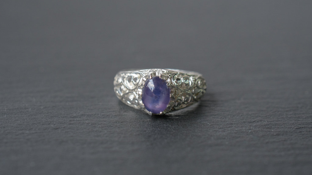 Purple Star Sapphire x Silver Carving Ring (sha-3) Houseki Dealer