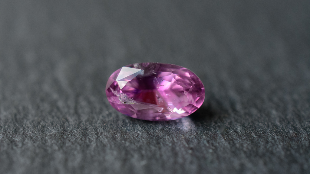 Pink Sapphire 2.67ct / SriLanka