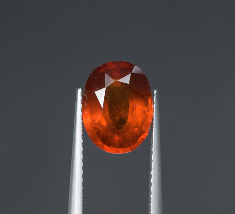 Hessonite Garnet 3.01ct / SriLanka