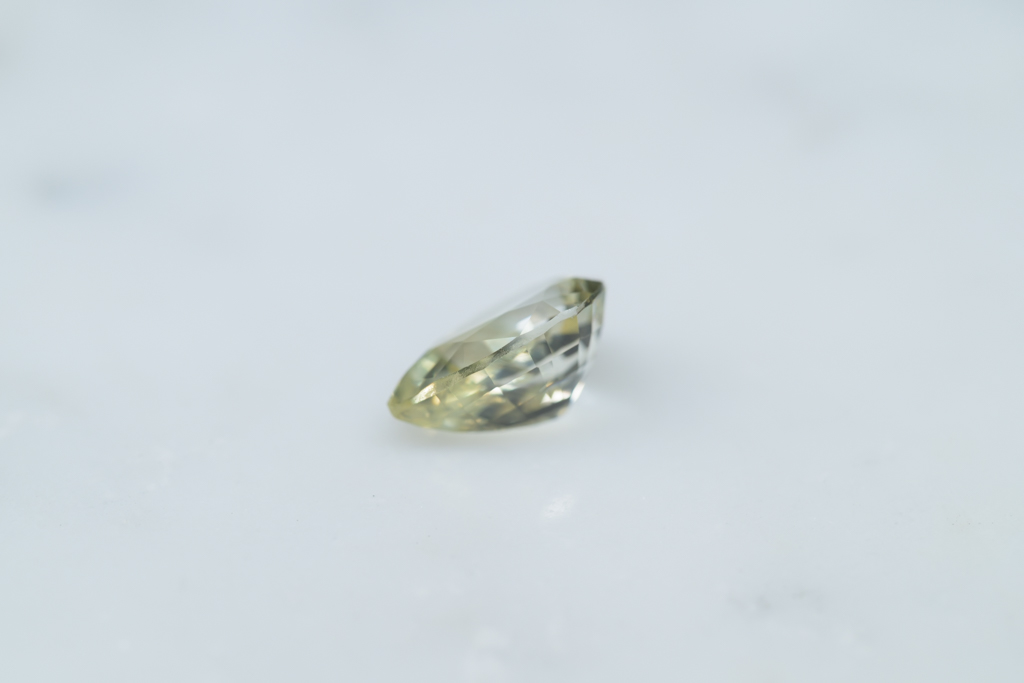 Yellow Sapphire 1.76ct / SriLanka - 画像 (11)