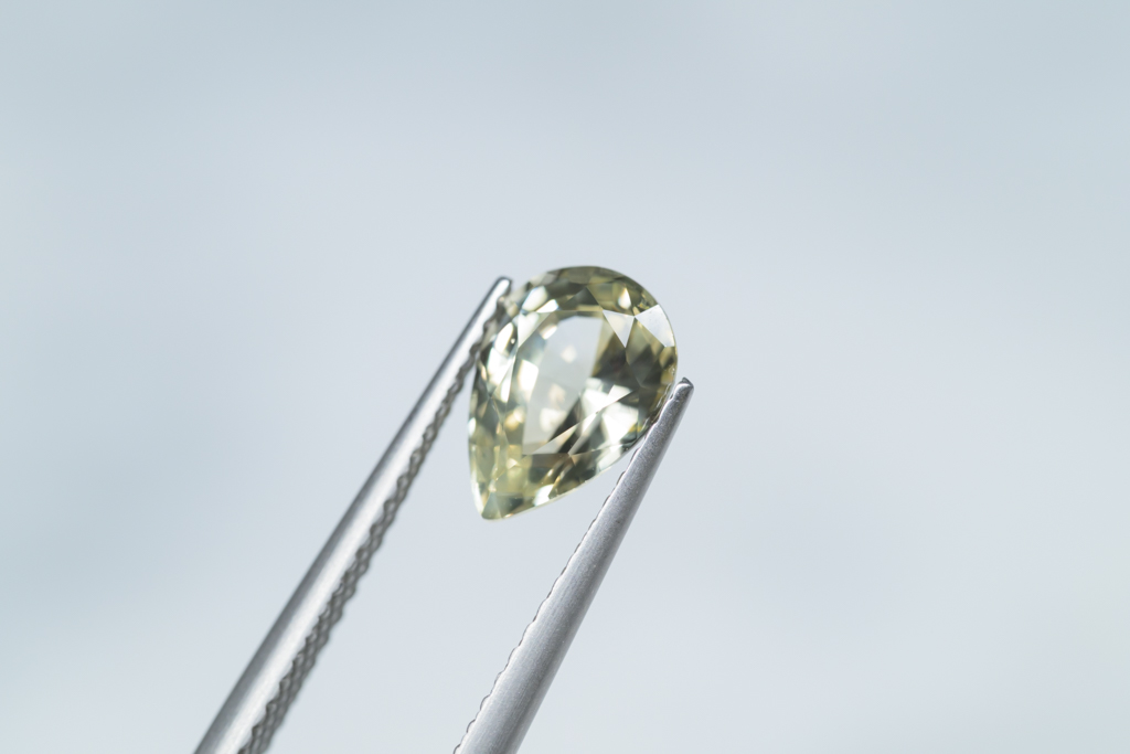 Yellow Sapphire 1.76ct / SriLanka - 画像 (19)