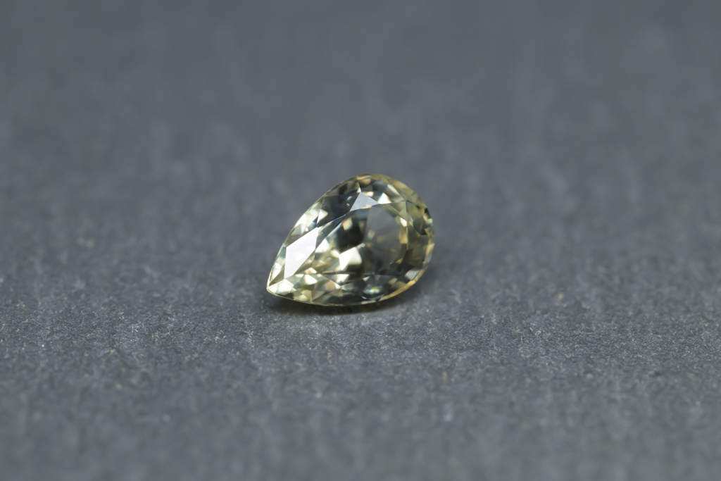 Yellow Sapphire 1.76ct / SriLanka - 画像 (3)