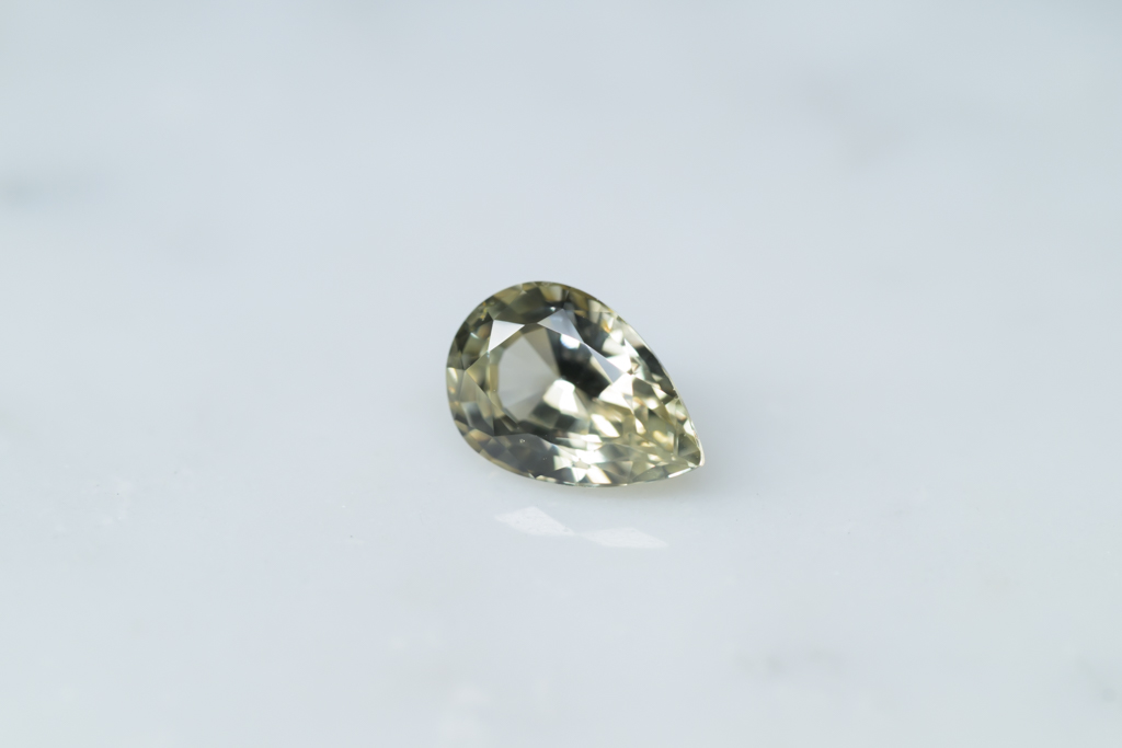 Yellow Sapphire 1.76ct / SriLanka - 画像 (8)