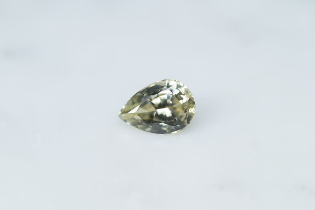 Yellow Sapphire 1.76ct / SriLanka - 画像 (9)
